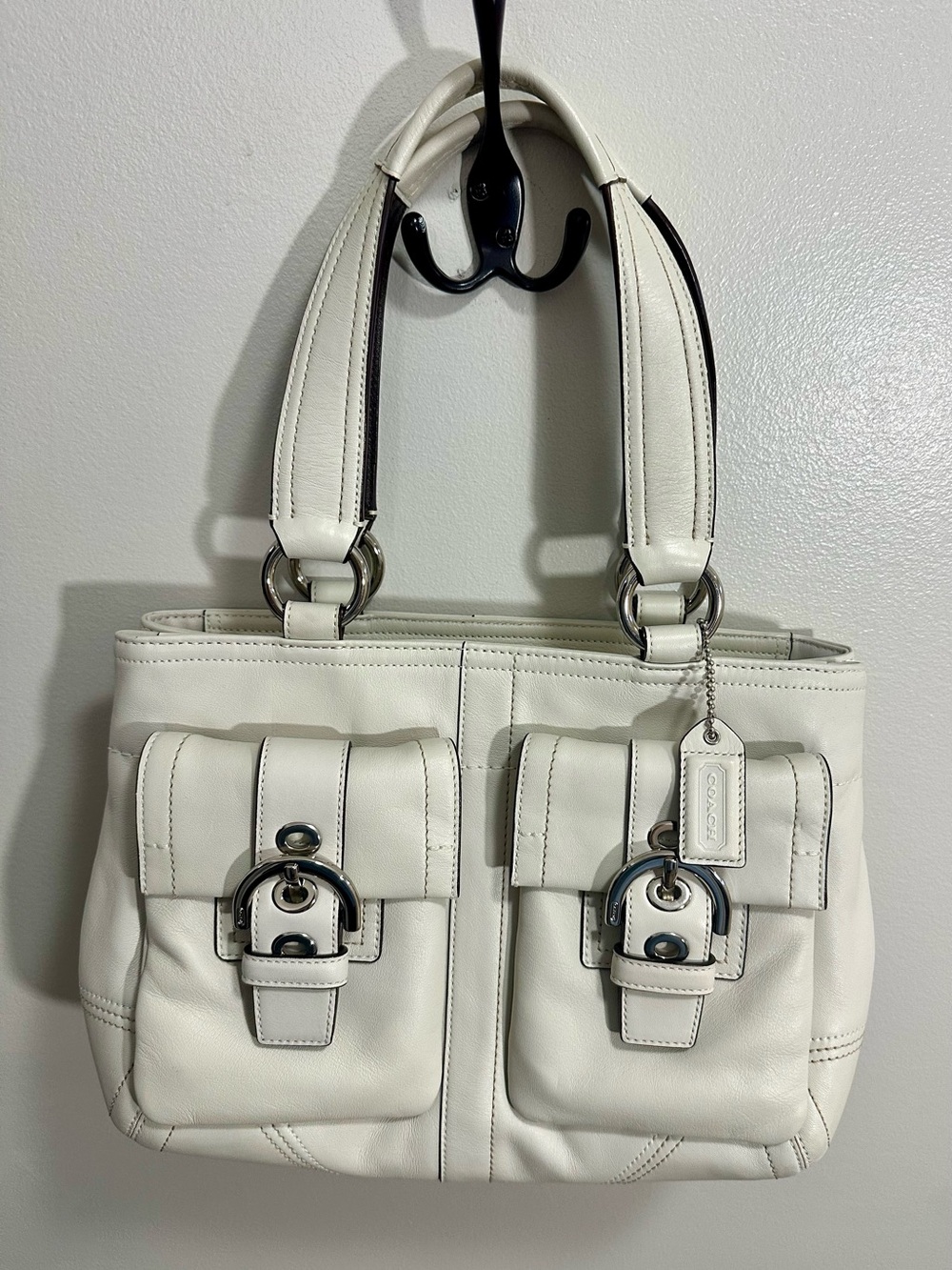 Vintage Coach Cream Leather SoHo Shoulder Bag